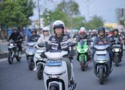 Lebih dari Sekadar Konvoi: Gubernur Mirza Ajak Komunitas Motor Lampung Jadi Duta Wisata Lewat Sunmori ‘Be One Ride’